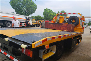 余姚附近拖车电话号码服务